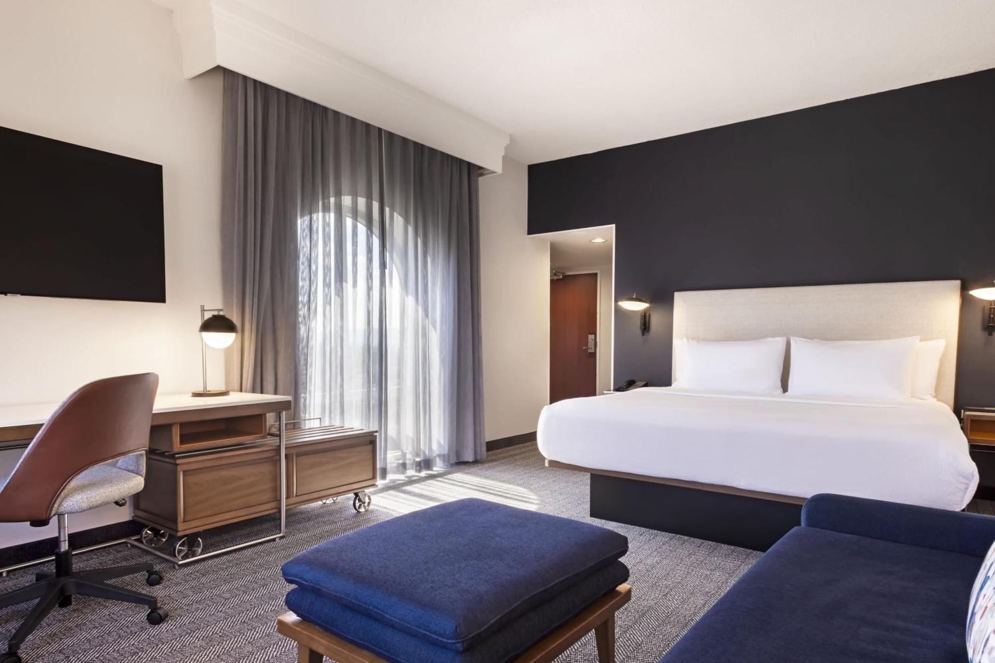 Courtyard By Marriott Baldwin Park Hotel Exterior photo
